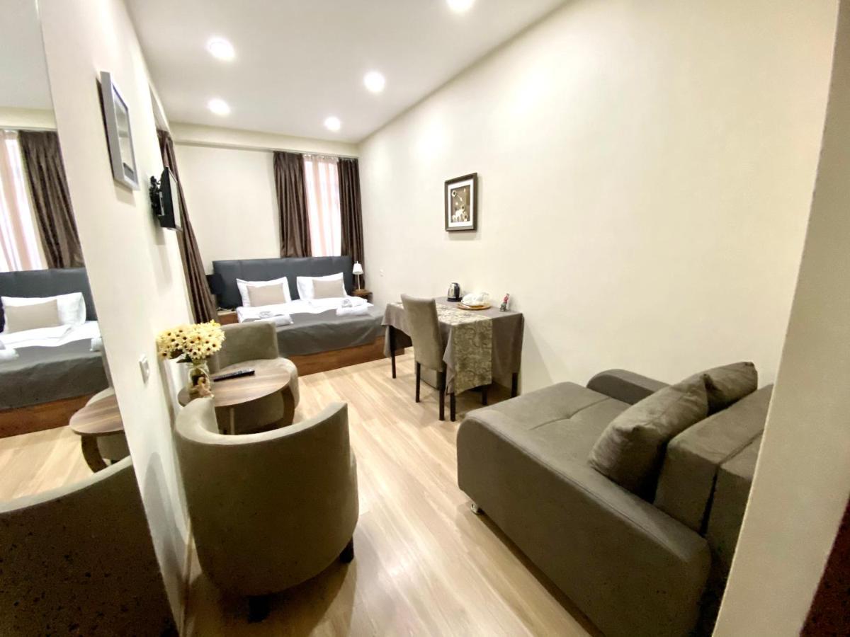 Hotel Terrace Tbiliszi Kültér fotó