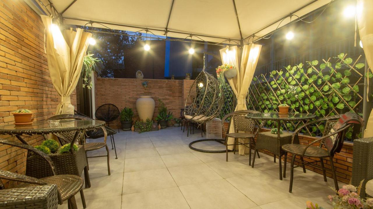 Hotel Terrace Tbiliszi Kültér fotó