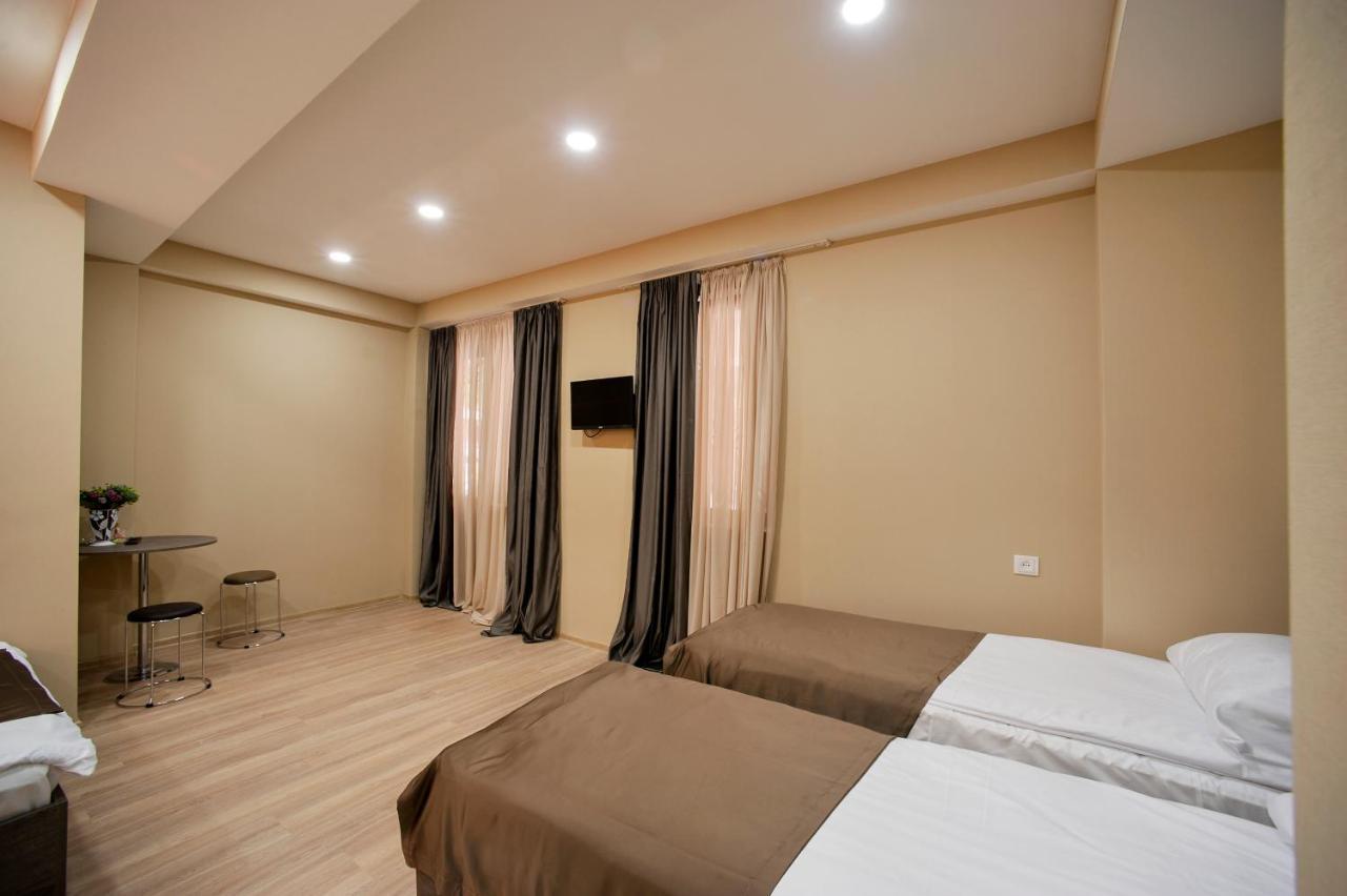 Hotel Terrace Tbiliszi Kültér fotó