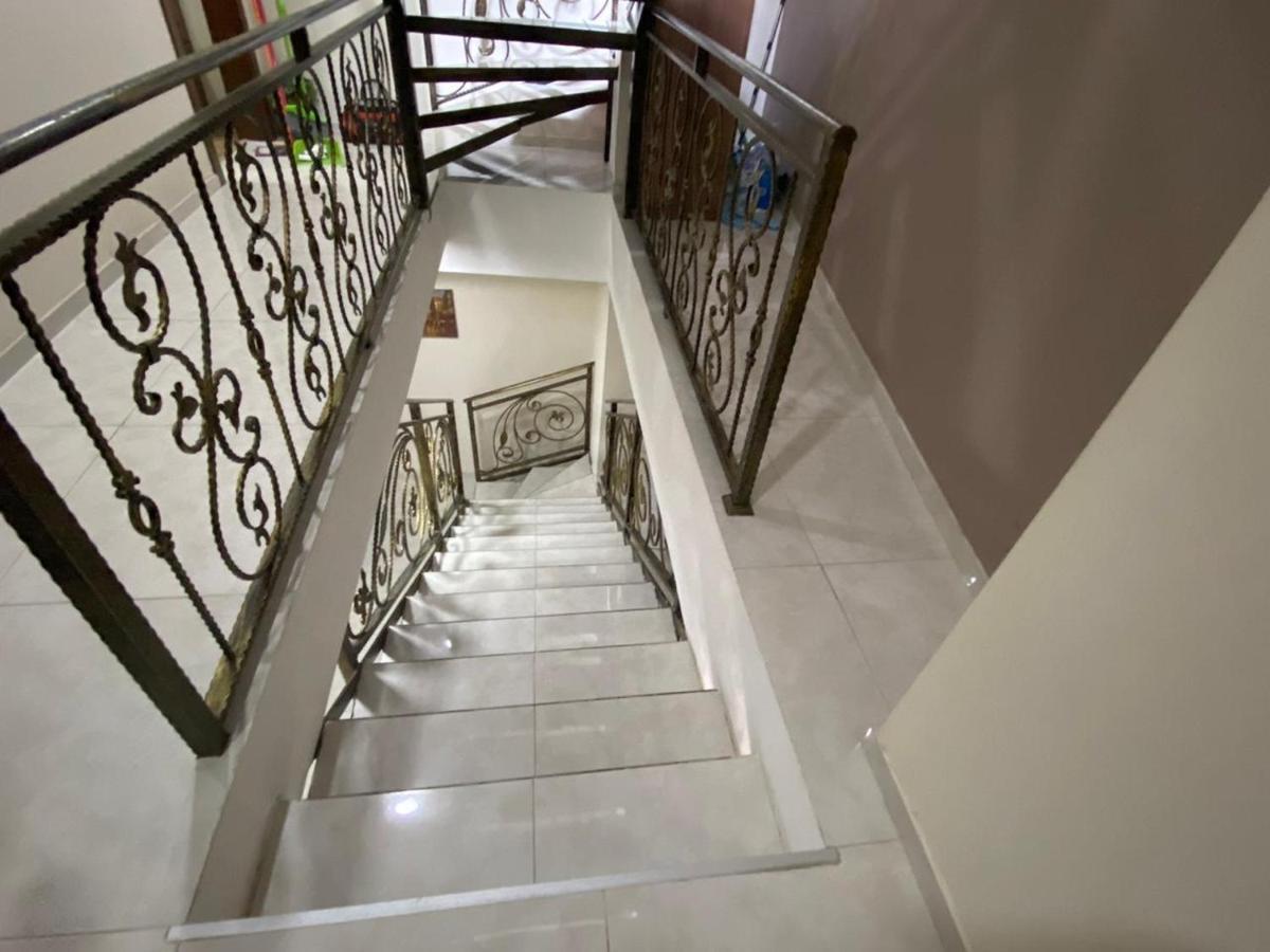 Hotel Terrace Tbiliszi Kültér fotó